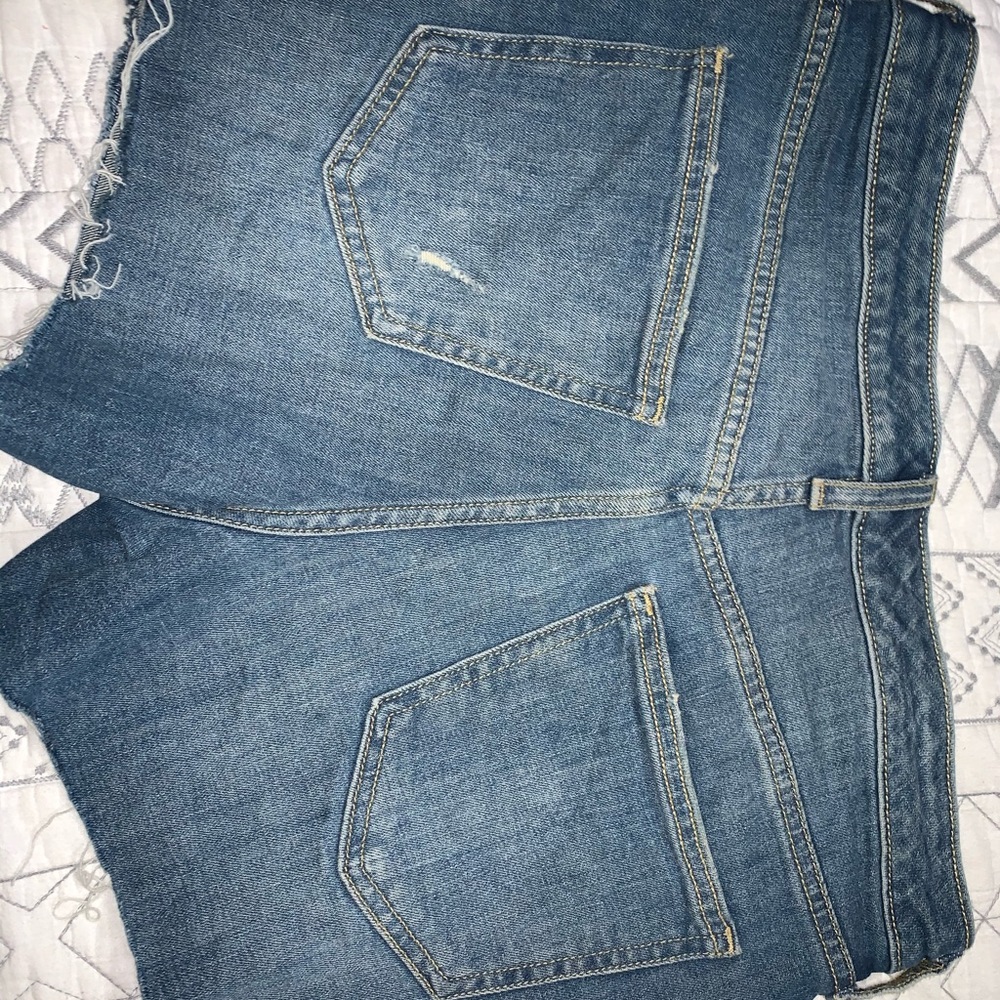 Universal Thread Boyfriend Shorts - Euc - image 6